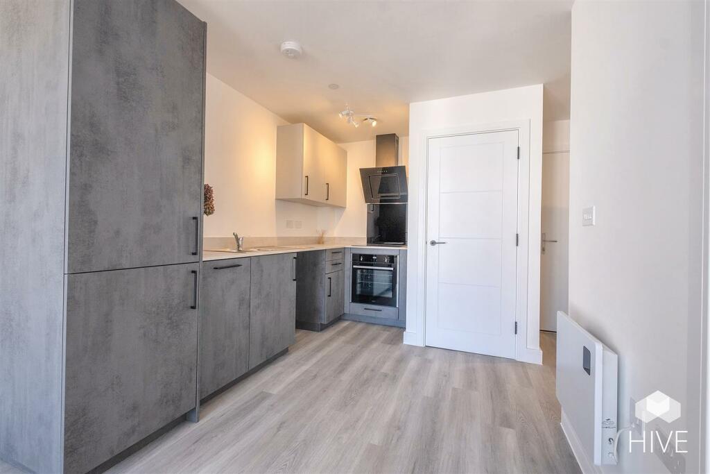 Additional image 9 of The Sloop, Commercial Road, Poole