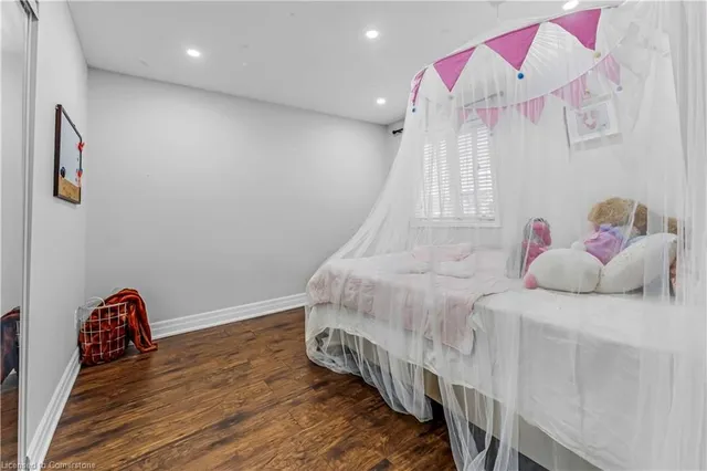 Additional image 13 of 369 Thomas Slee Dr