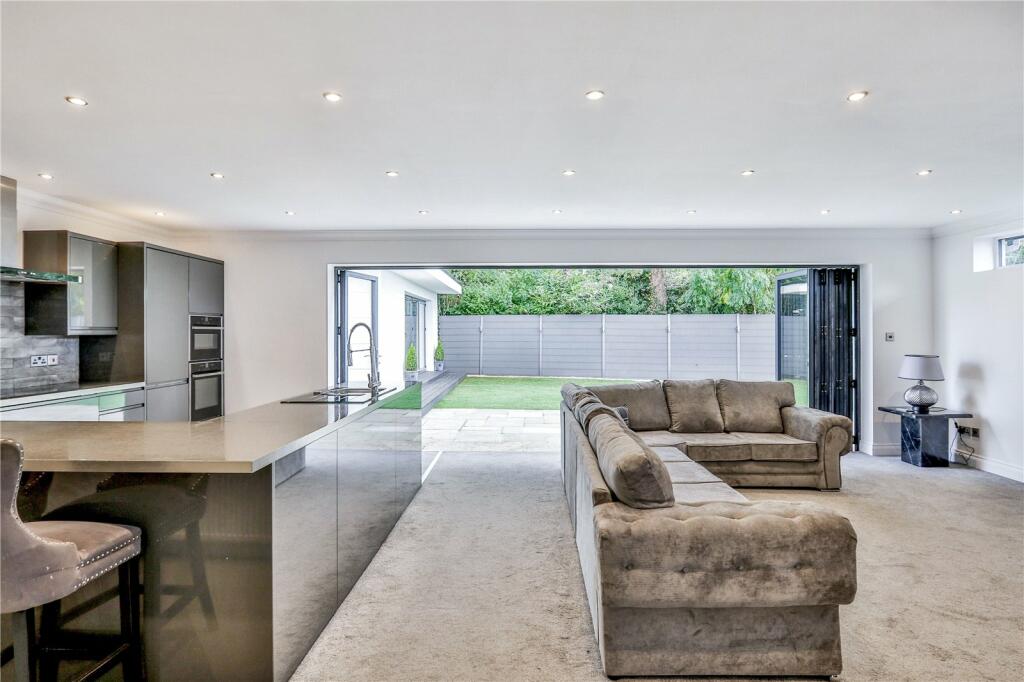 Additional image 5 of Moorland Crescent, Poole, BH16