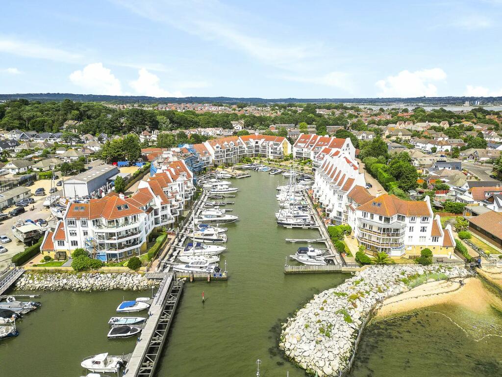 Additional image 21 of Lake Avenue, Hamworthy, Poole, Dorset, BH15