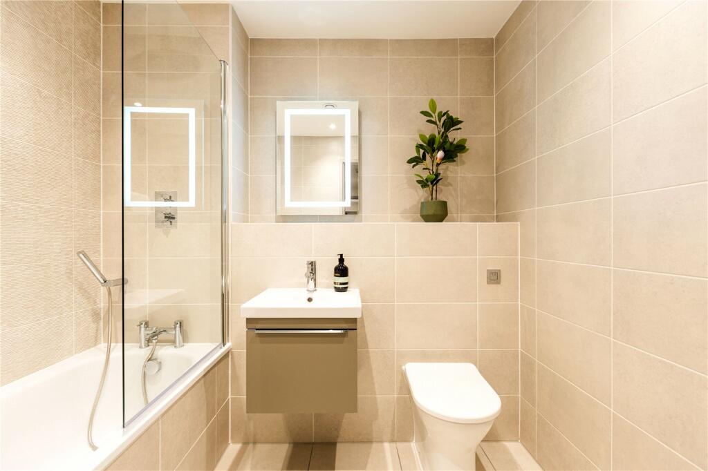 Additional image 8 of 25 Vespasian, Poole, Dorset, BH15