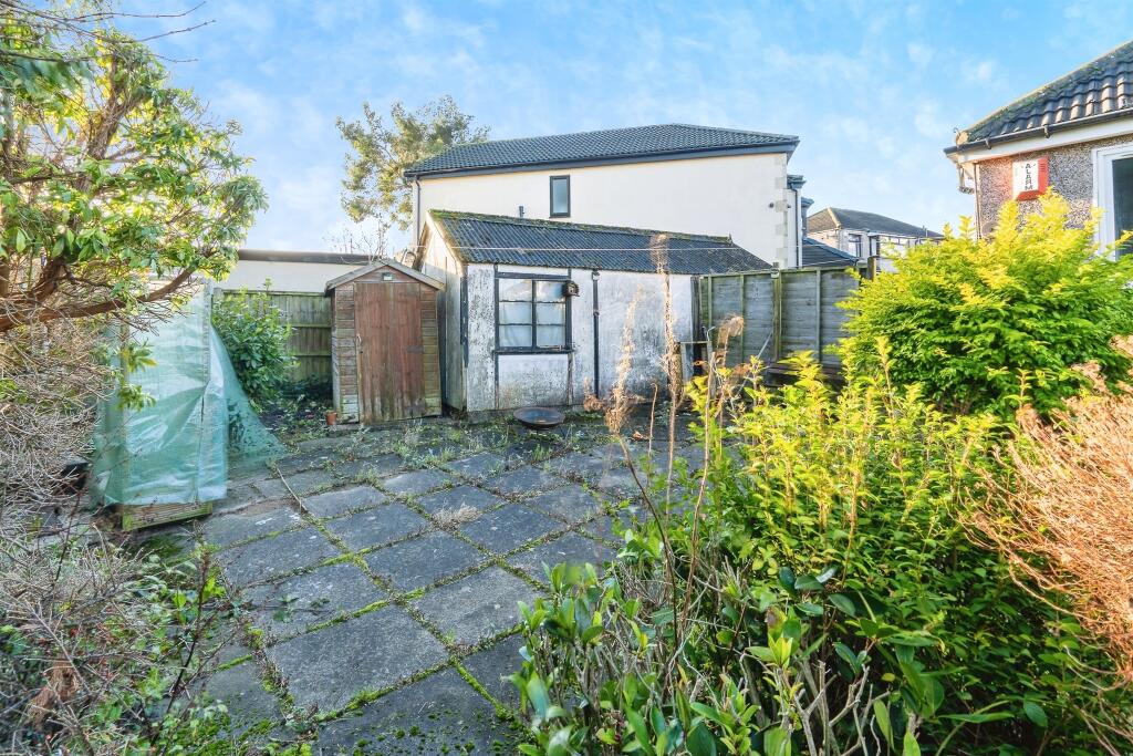 Additional image 12 of Fairway Close, Bradford