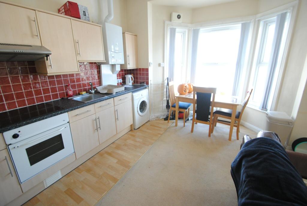 Additional image 8 of Spacious STUDENT 2 bed flat in Town Centre- Lansdowne