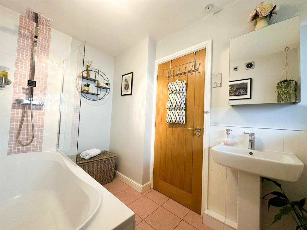 Additional image 8 of Wharfe Court, Silsden