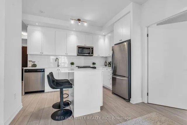 Additional image 14 of 55 KING St Unit 901