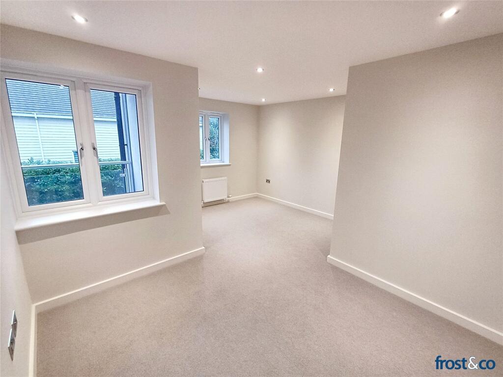 Additional image 6 of Delhi Close, Lower Parkstone, Poole, Dorset, BH14