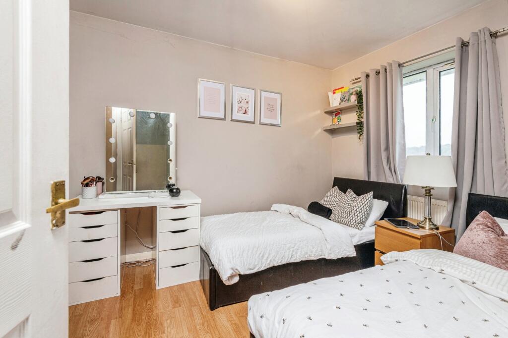 Additional image 12 of Gilynda Close, Bradford, BD8