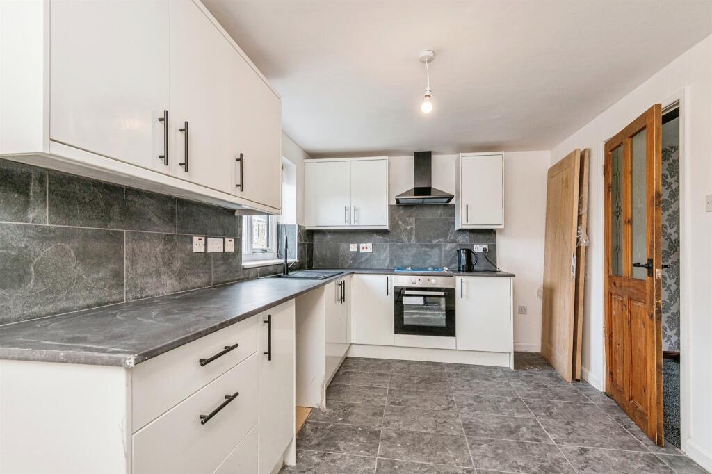 Additional image 5 of Deneside Terrace, Bradford