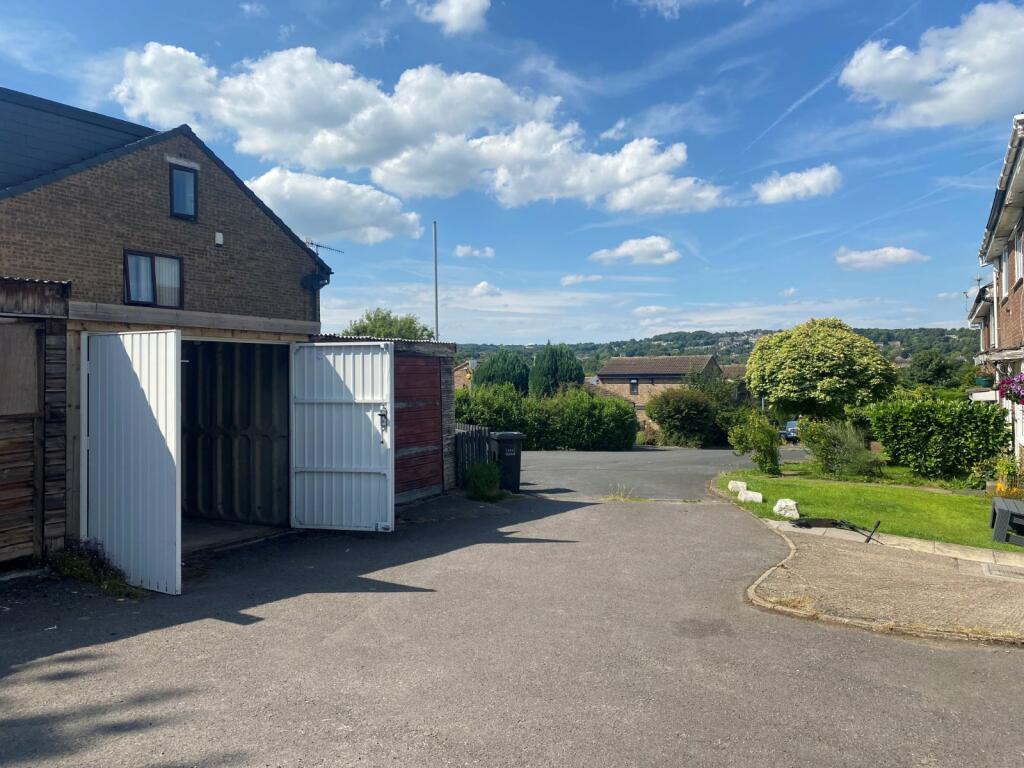 Additional image 19 of Camellia Mount, Lidget Green, Bradford, BD7