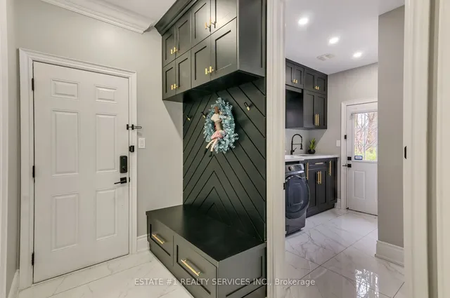 Additional image 24 of 42 Beacon Hill Dr