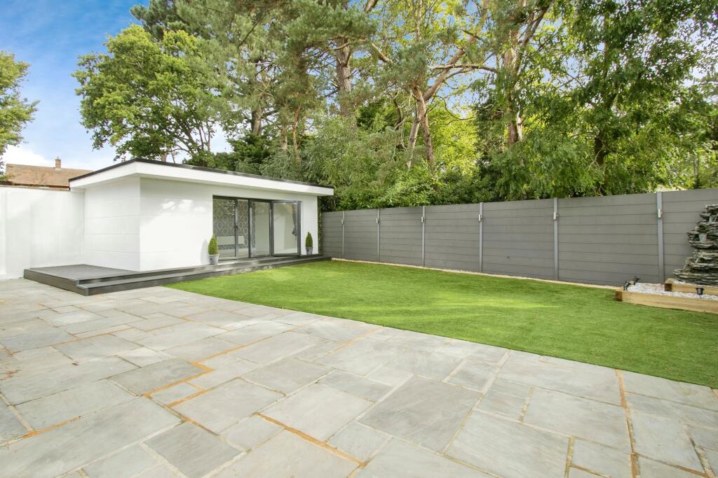 Additional image 10 of Moorland Crescent, Poole, BH16