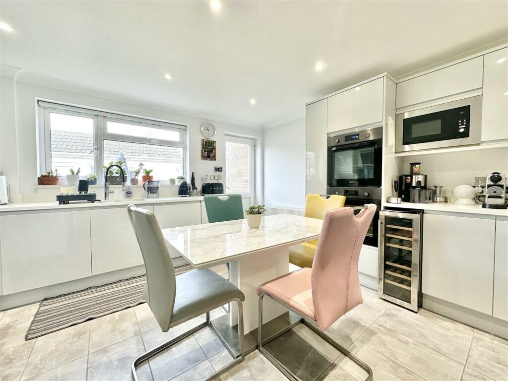 Additional image 19 of Pinewood Close, Poole