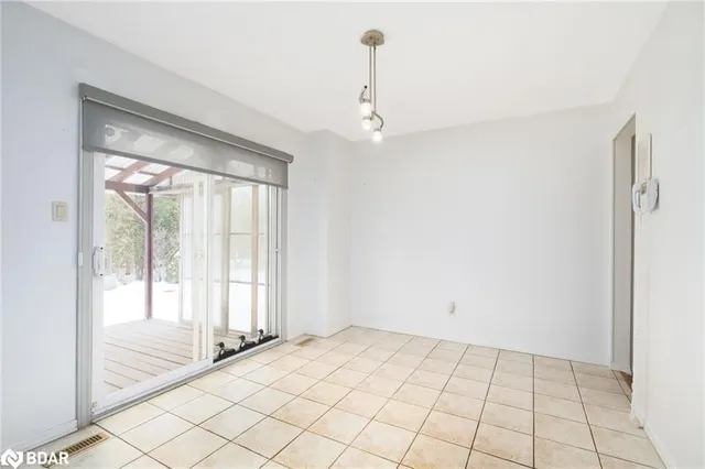 Additional image 18 of 15 Oakington Pl