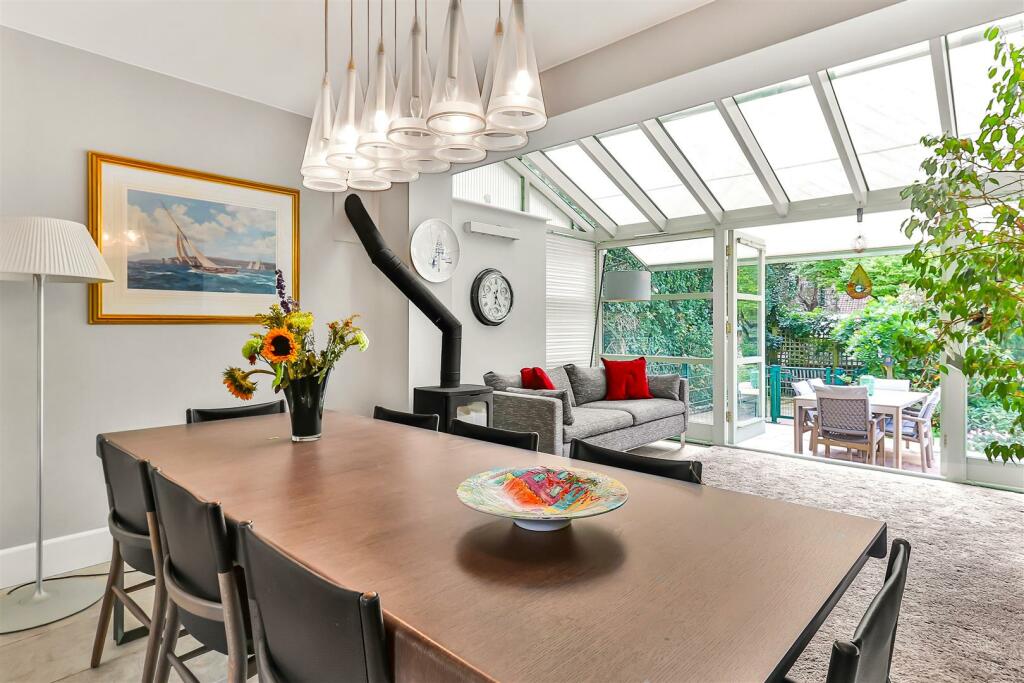 Additional image 7 of Lawrence Drive, Poole