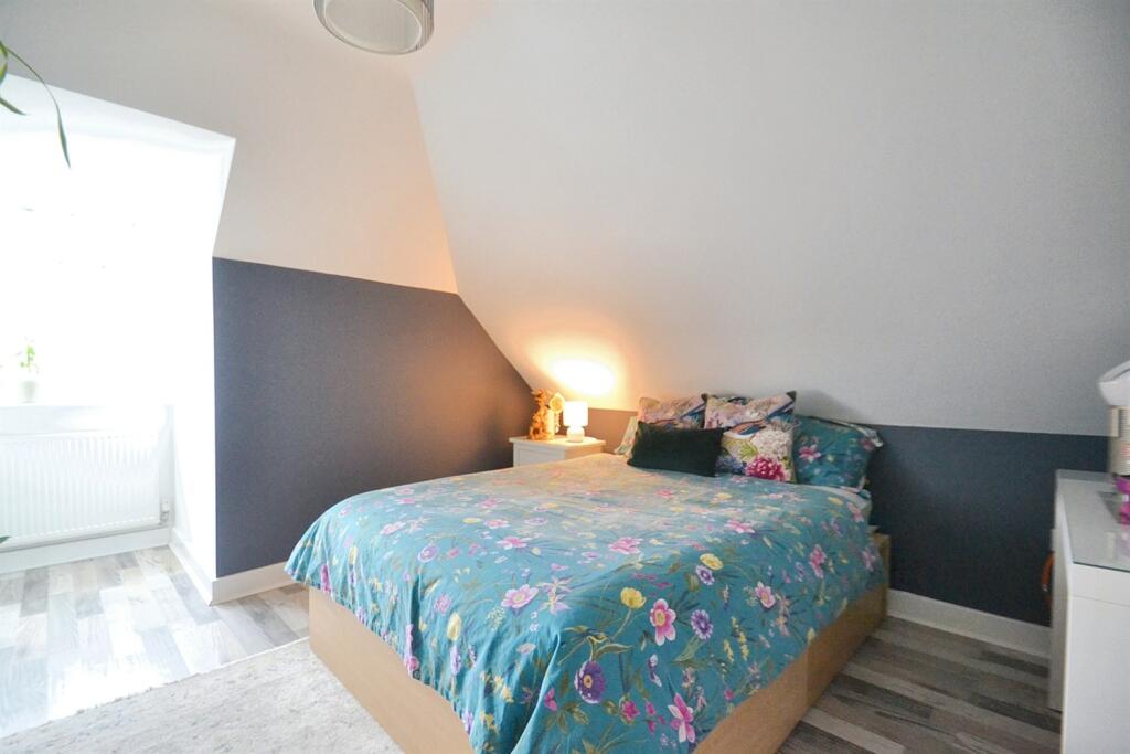 Additional image 10 of Darbys Corner