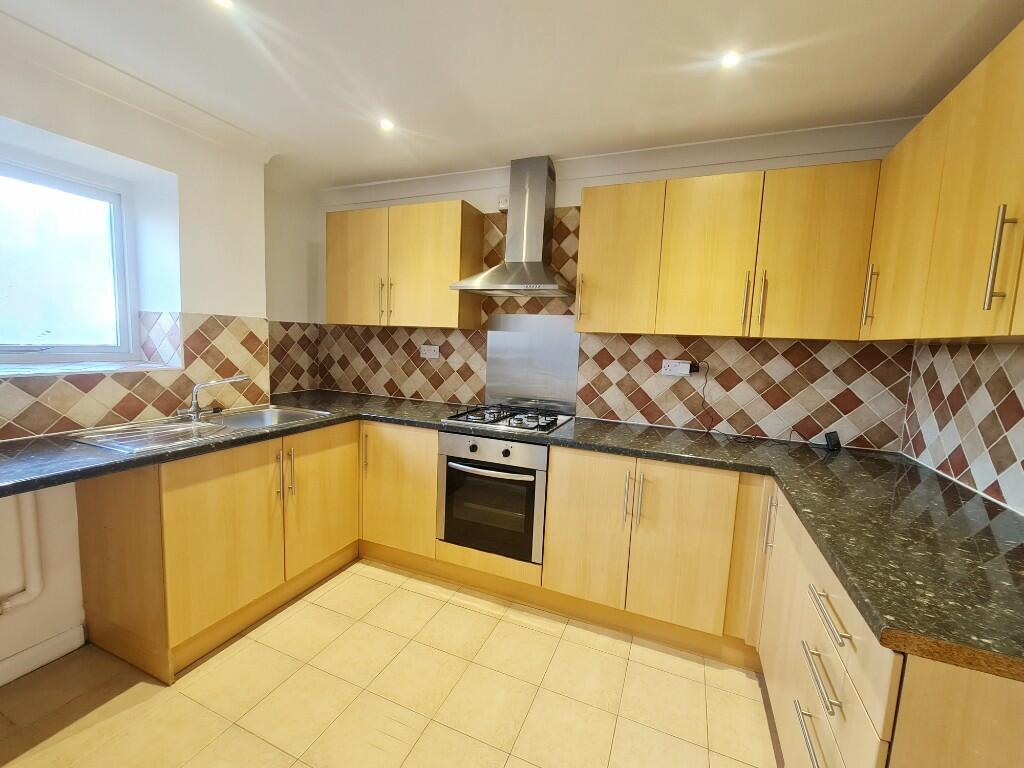 Additional image 7 of King Edward Court, Christchurch Road, Bournemouth, BH1