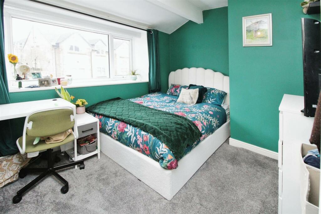 Additional image 6 of Park Lane, Queensbury, Bradford, BD13 1BX