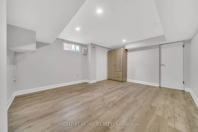 Additional image 12 of 171 Eighth Ave