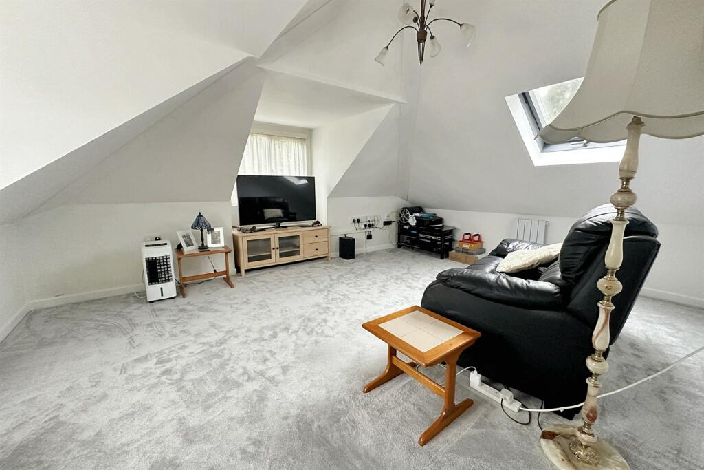 Additional image 25 of Muscliffe