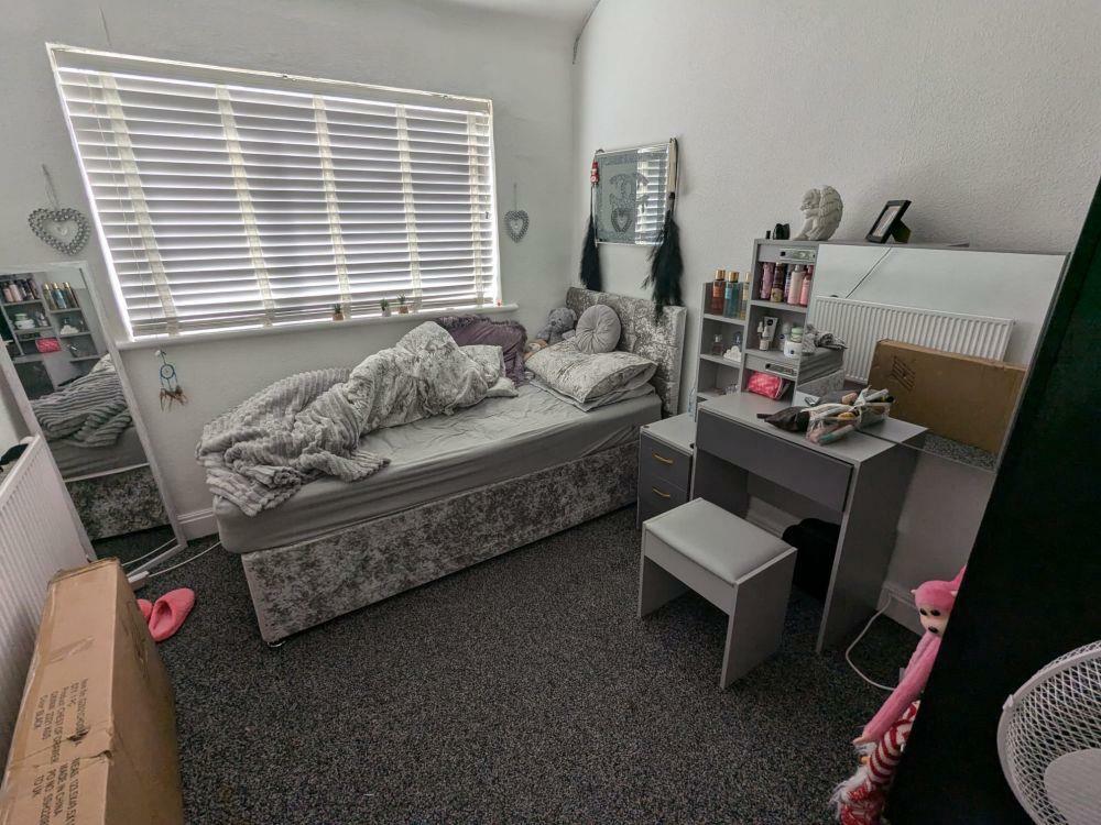 Additional image 6 of 34, Laverton Road Bradford, BD4 7RD