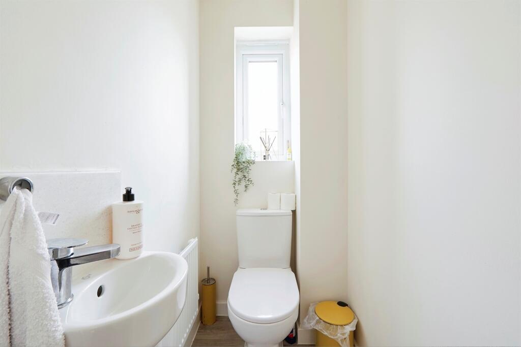 Additional image 8 of Quarry Bank Road, Bradford