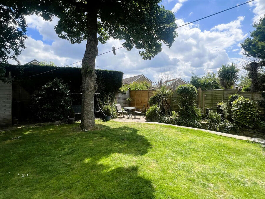 Additional image 4 of Sellerdale Rise, Bradford, West Yorkshire, BD12