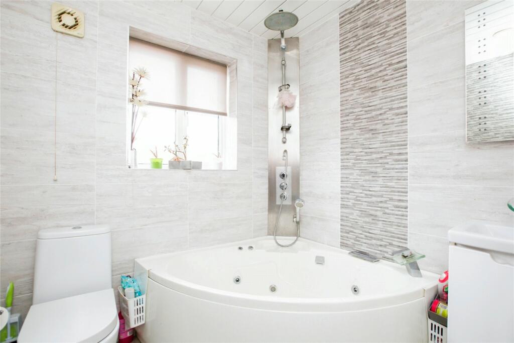 Additional image 5 of Delauney Close, BRADFORD, West Yorkshire, BD6