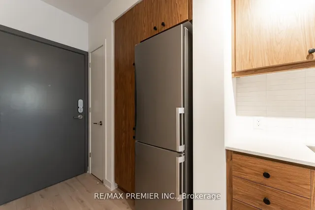 Additional image 9 of 9 Tecumseth St Unit 212