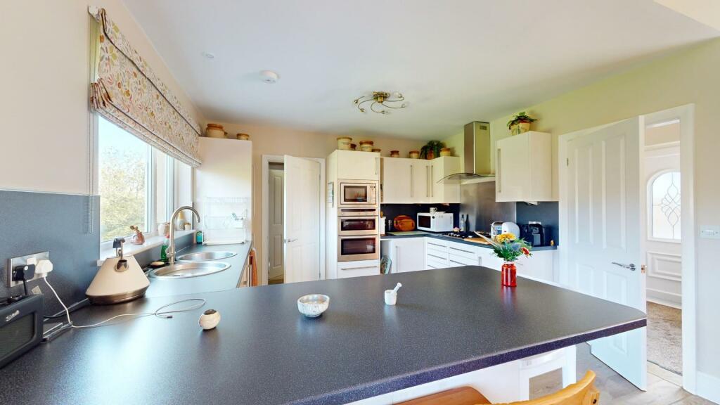 Additional image 11 of Tarn Moor Crescent, Skipton