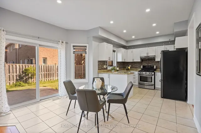 Additional image 11 of 652 Twain Ave