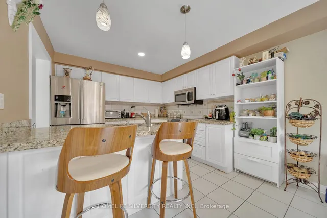 Additional image 12 of 7 Westbrook Ave