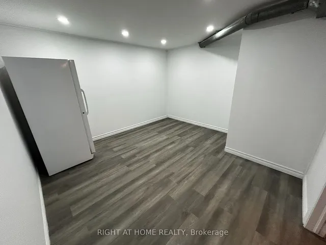 Additional image 16 of 106 Belwood Cres