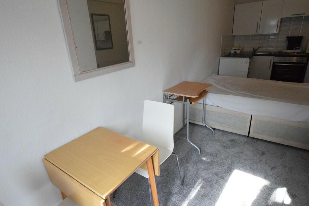 Additional image 5 of Pinelands, 18 Knyveton Road, Bournemouth