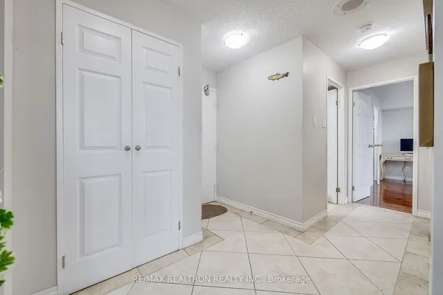 Additional image 6 of 3695 Kaneff Cres Unit 703