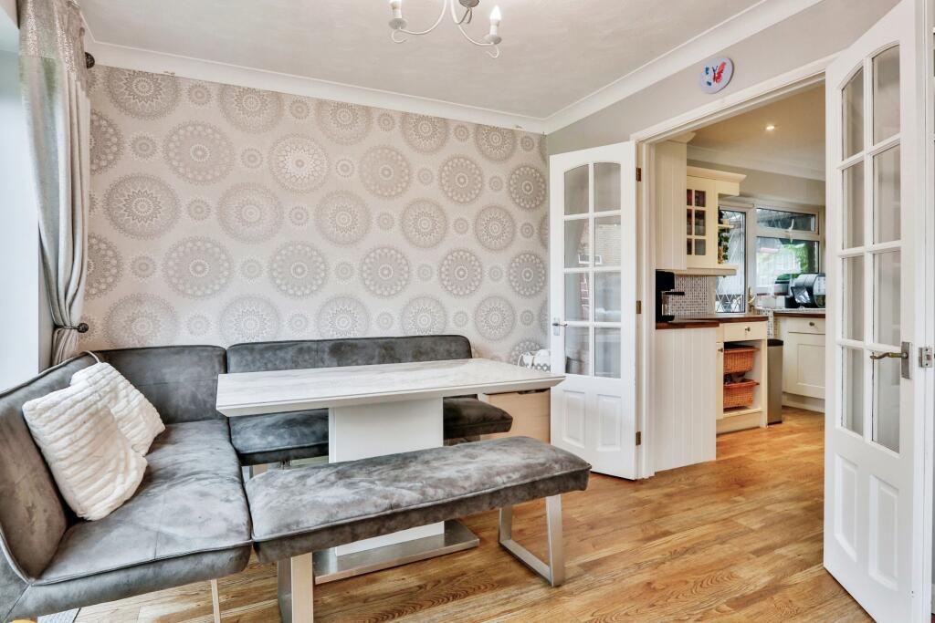 Additional image 7 of De Courtenai Close, BEARWOOD, Bournemouth, Dorset, BH11