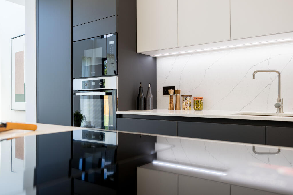 Additional image 9 of Jennys Lane, Lytchett Matravers, Poole, Dorset, BH16