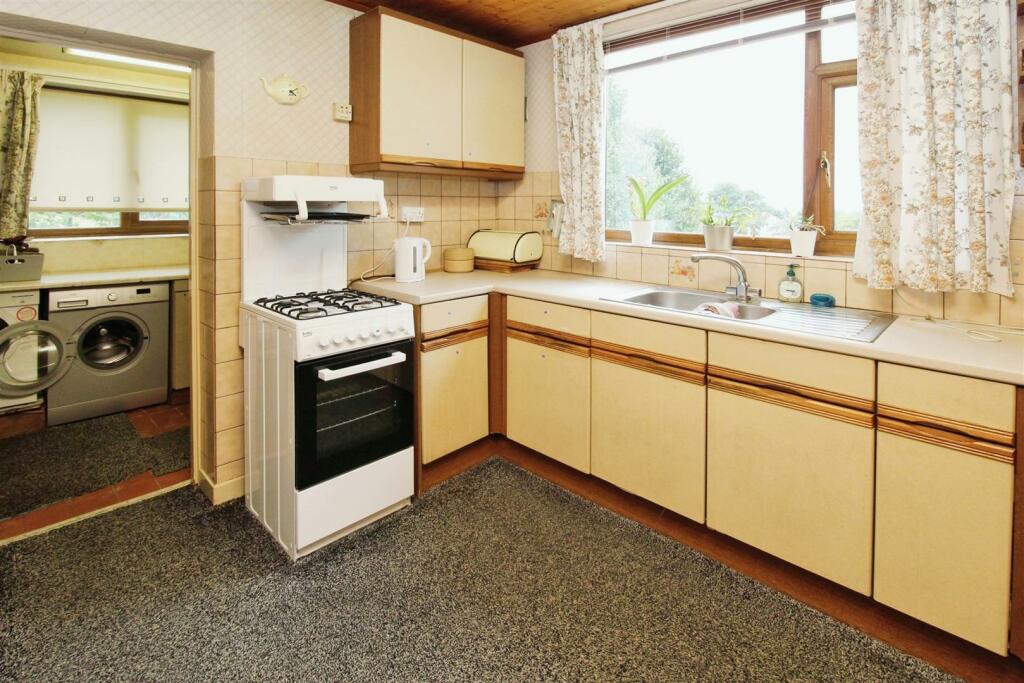 Additional image 8 of St. Pauls Grove, Bradford, BD6 1SU