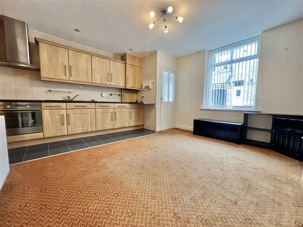 Additional image 5 of York Street, Queensbury, Bradford