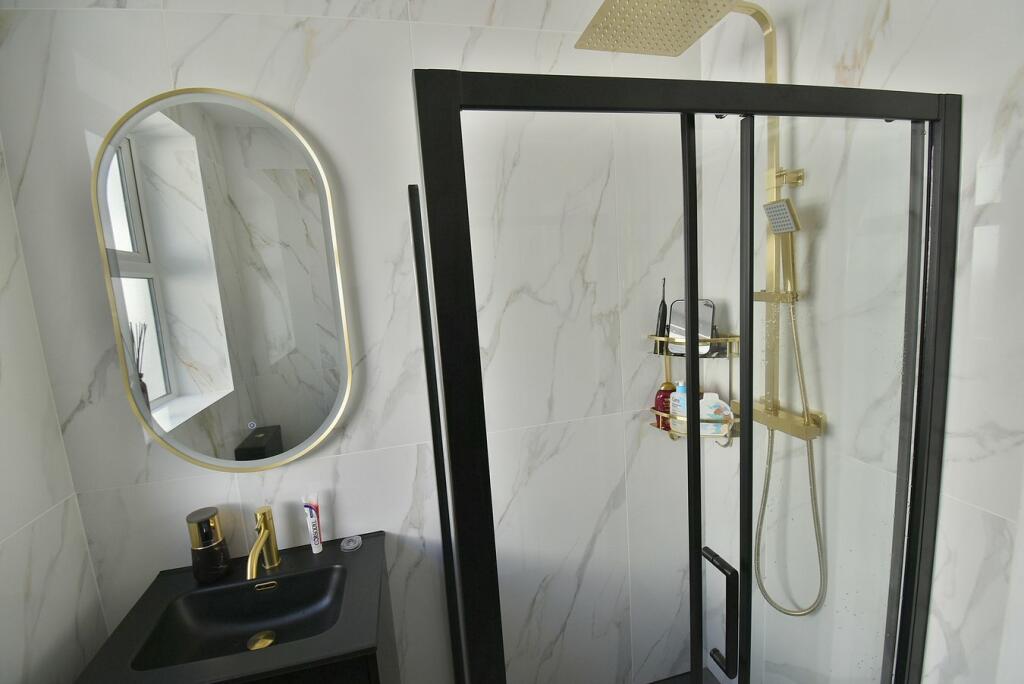 Additional image 11 of Pine Vale Crescent, Bournemouth, BH10