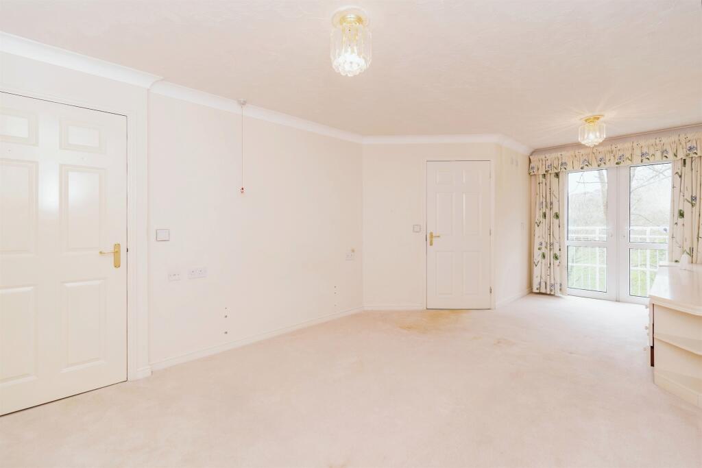 Additional image 14 of Beech Street, Bingley