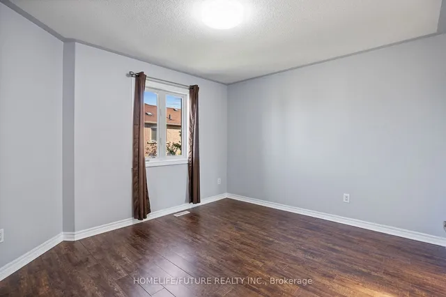 Additional image 32 of 652 Twain Ave