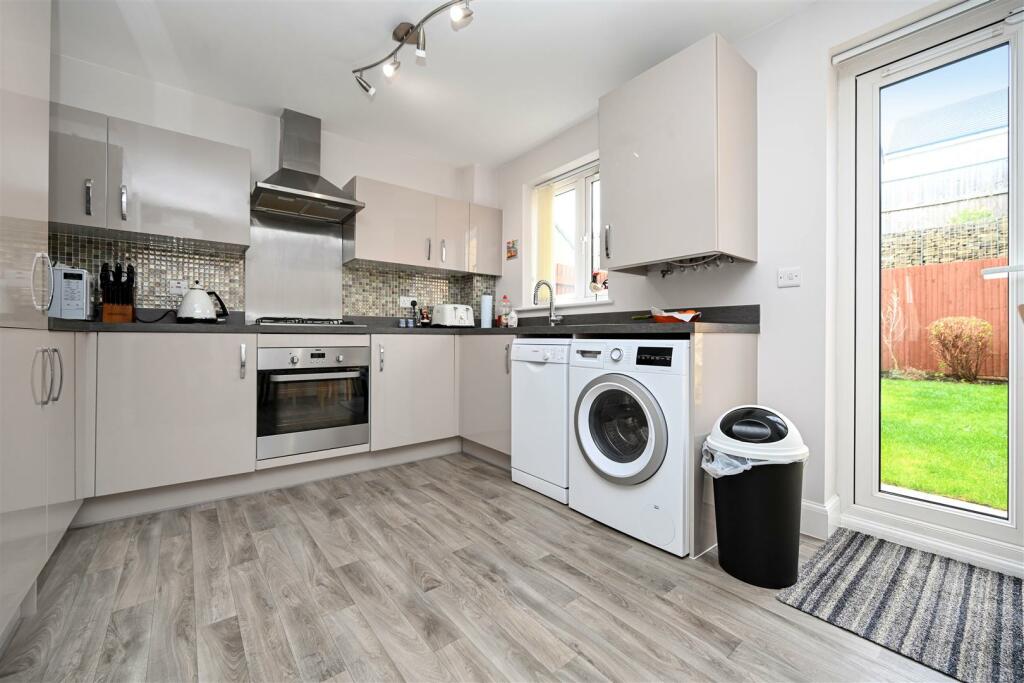 Additional image 5 of Mill Holme Fold, Apperley Bridge