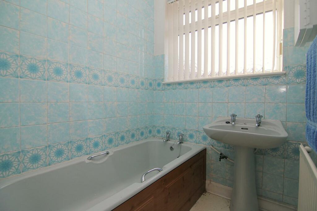 Additional image 10 of Sunny Bank Lane, Thornbury, Bradford