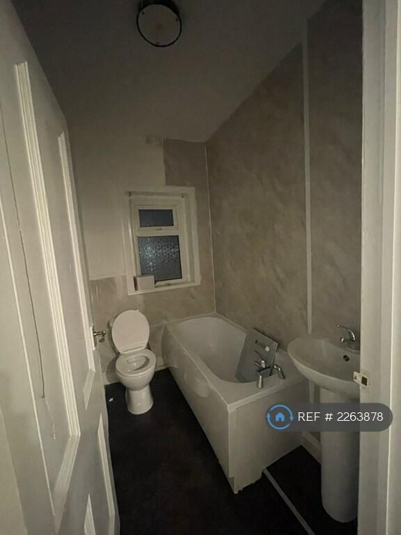 Additional image 5 of Cleckheaton Road, Bradford, BD6