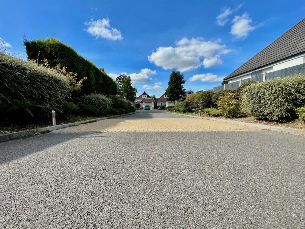 Additional image 27 of Stour Gardens, Bournemouth