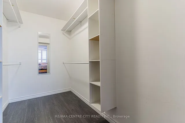 Additional image 17 of 3227 King St Unit 908