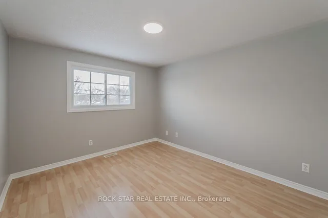 Additional image 12 of 55 West Acres Cres