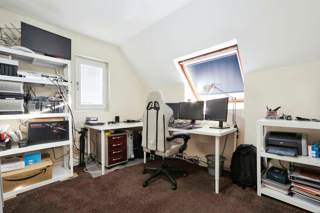 Additional image 11 of Duchy Avenue, Bradford