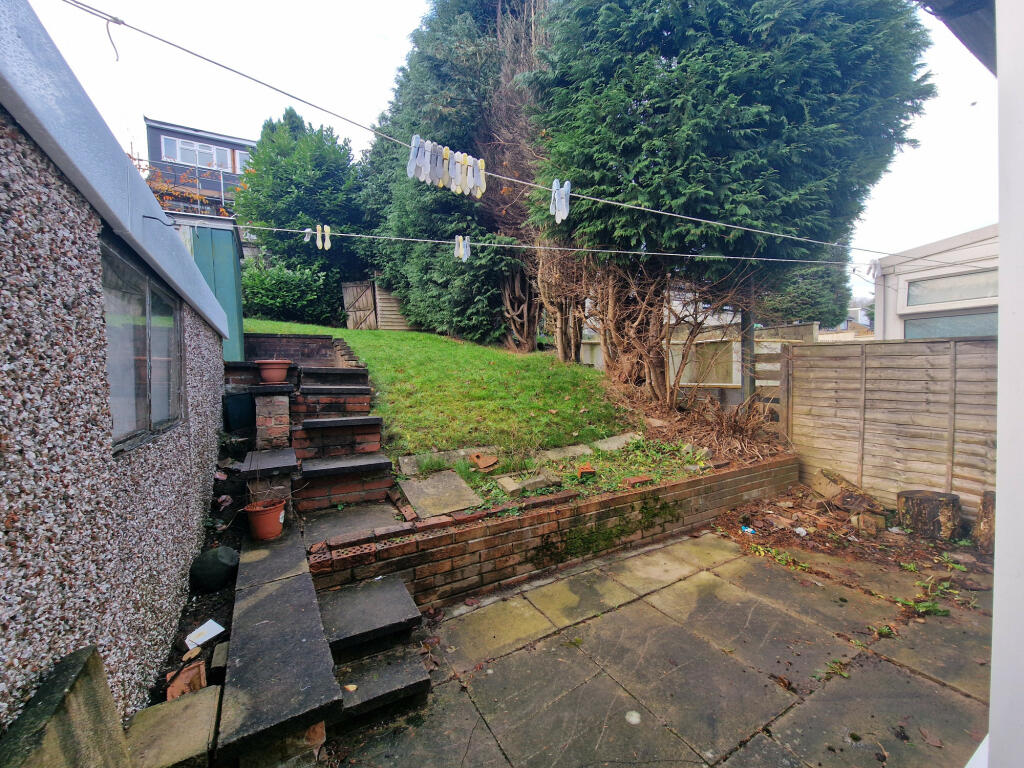 Additional image 25 of Highlands Grove, Bradford, West Yorkshire, BD7