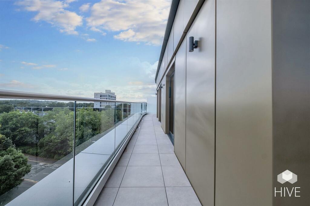 Additional image 18 of The Sloop, Commercial Road, Poole